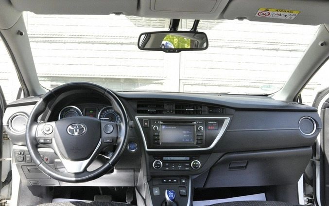 Toyota Auris cena 54900 przebieg: 102000, rok produkcji 2014 z Szczuczyn małe 781